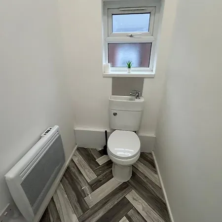 Hotel Oyo Arcadia By Habitat101 3*