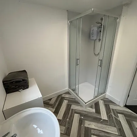 Oyo Arcadia By Habitat101 3*