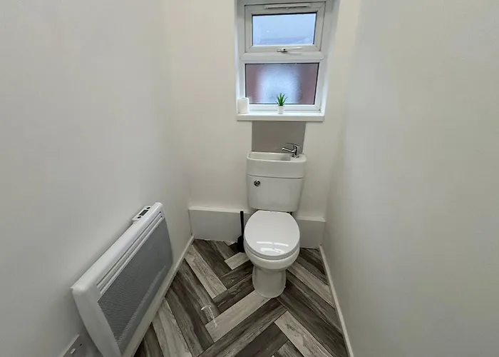 Hotel Oyo Arcadia By Habitat101 3*