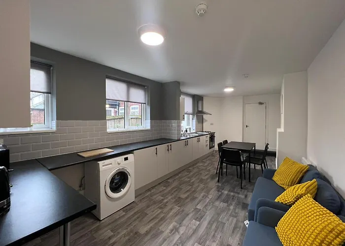 Hotel Oyo Arcadia By Habitat101