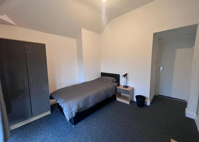 Oyo Arcadia By Habitat101