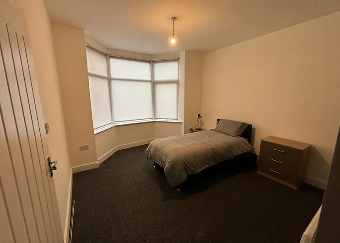 Oyo Arcadia By Habitat101 Hotel