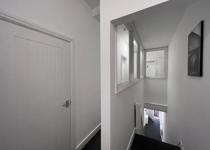 Oyo Arcadia By Habitat101